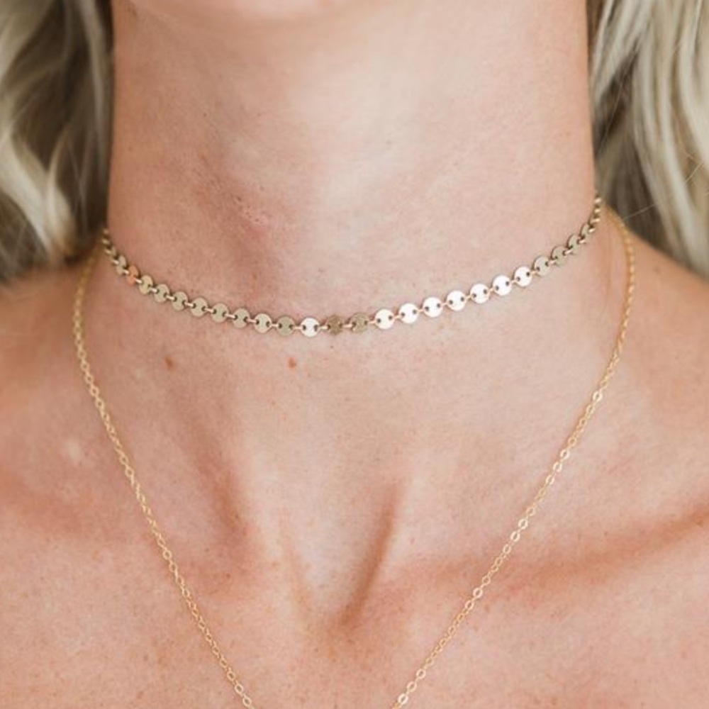 Gold choker necklace
